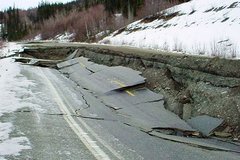 Động đất mạnh 8.2 độ, cảnh báo sóng thần ở Alaska