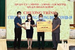 T&T Group và SHB trao tặng 1.365 suất quà hỗ trợ người nghèo quận Hoàn Kiếm, Hà Nội