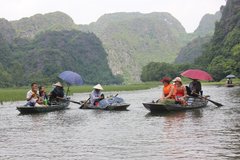 Khách du lịch Việt chưa thể xuất nhưng khách ngoại có thể nhập