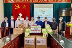 CLB Báo chí Nam Định tại Hà Nội ủng hộ phòng, chống Covid-19 cho 6 địa phương
