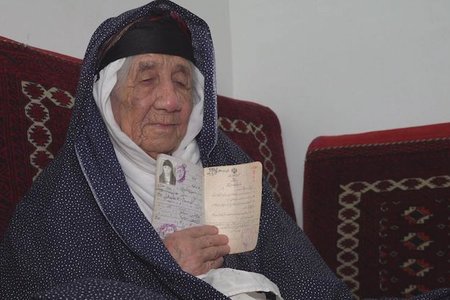 Cụ bà sống thọ nhất thế giới, 122 tuổi vẫn minh mẫn
