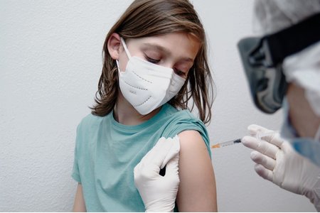Việt Nam mua vaccine cho trẻ 5-11 tuổi