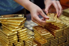 Giá vàng vọt tăng, vượt mốc 69 triệu đồng/lượng