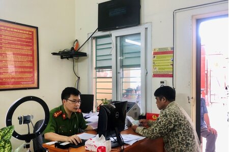 Hà Nội thực hiện cấp đăng ký xe mô tô, xe gắn máy ở cấp xã