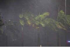 Những hình ảnh đầu tiên về thiệt hại do siêu bão Noru