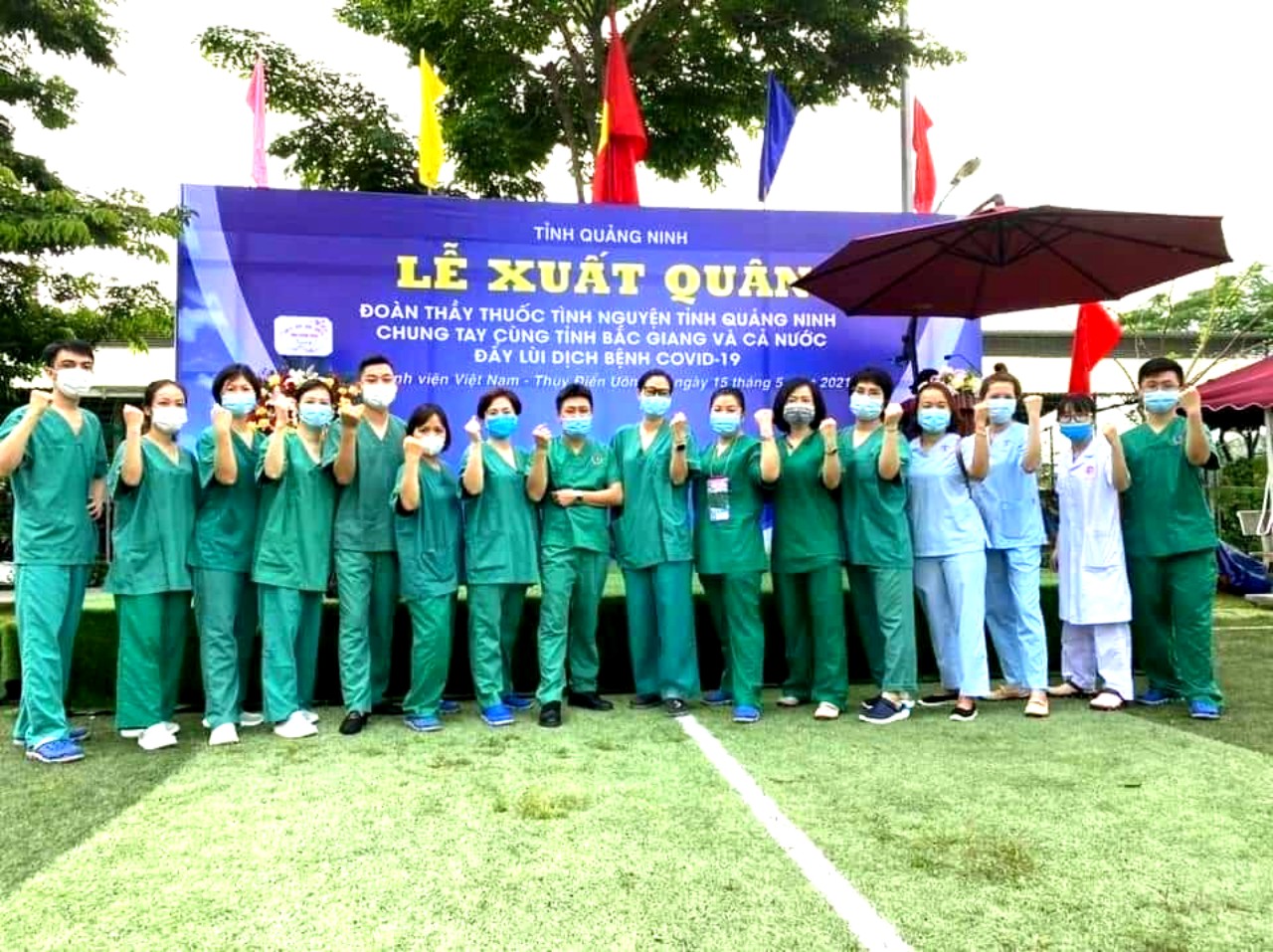Quảng Ninh: Cử Đoàn Thầy thuốc tình nguyện lên đường hỗ trợ tỉnh Bắc Giang