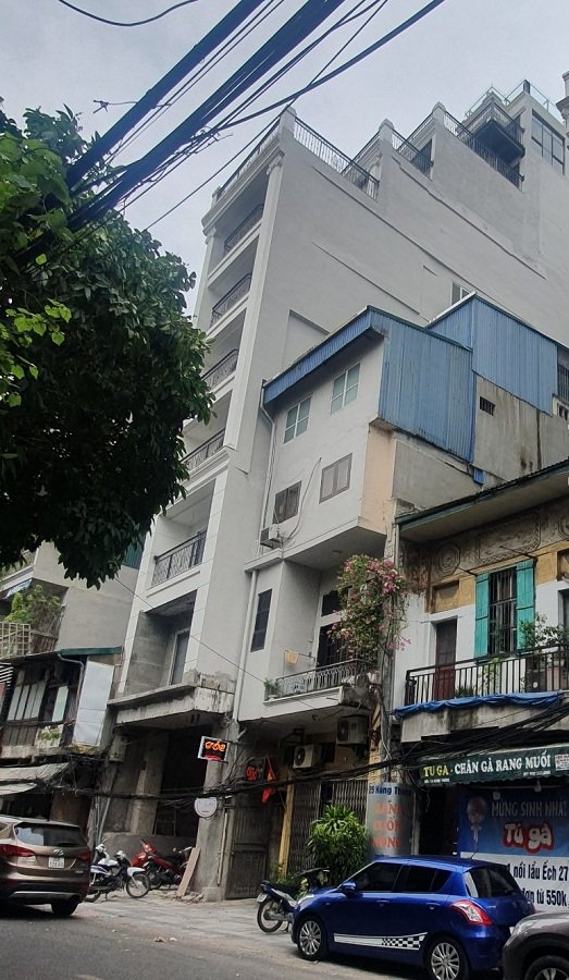 Hà Nội: Lập hồ sơ xử lý hàng trăm công trình vi phạm trật tự xây dựng