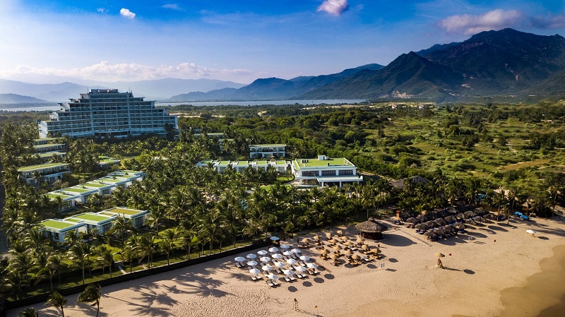 Resort 5 sao Cam Ranh mở cửa đón khách trở lại từ 16/10