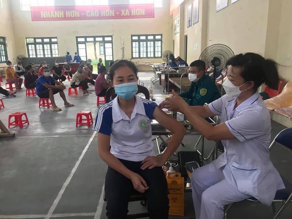 97,95% số dân Hà Nội trên 18 tuổi đã tiêm mũi 1 vaccine Covid-19