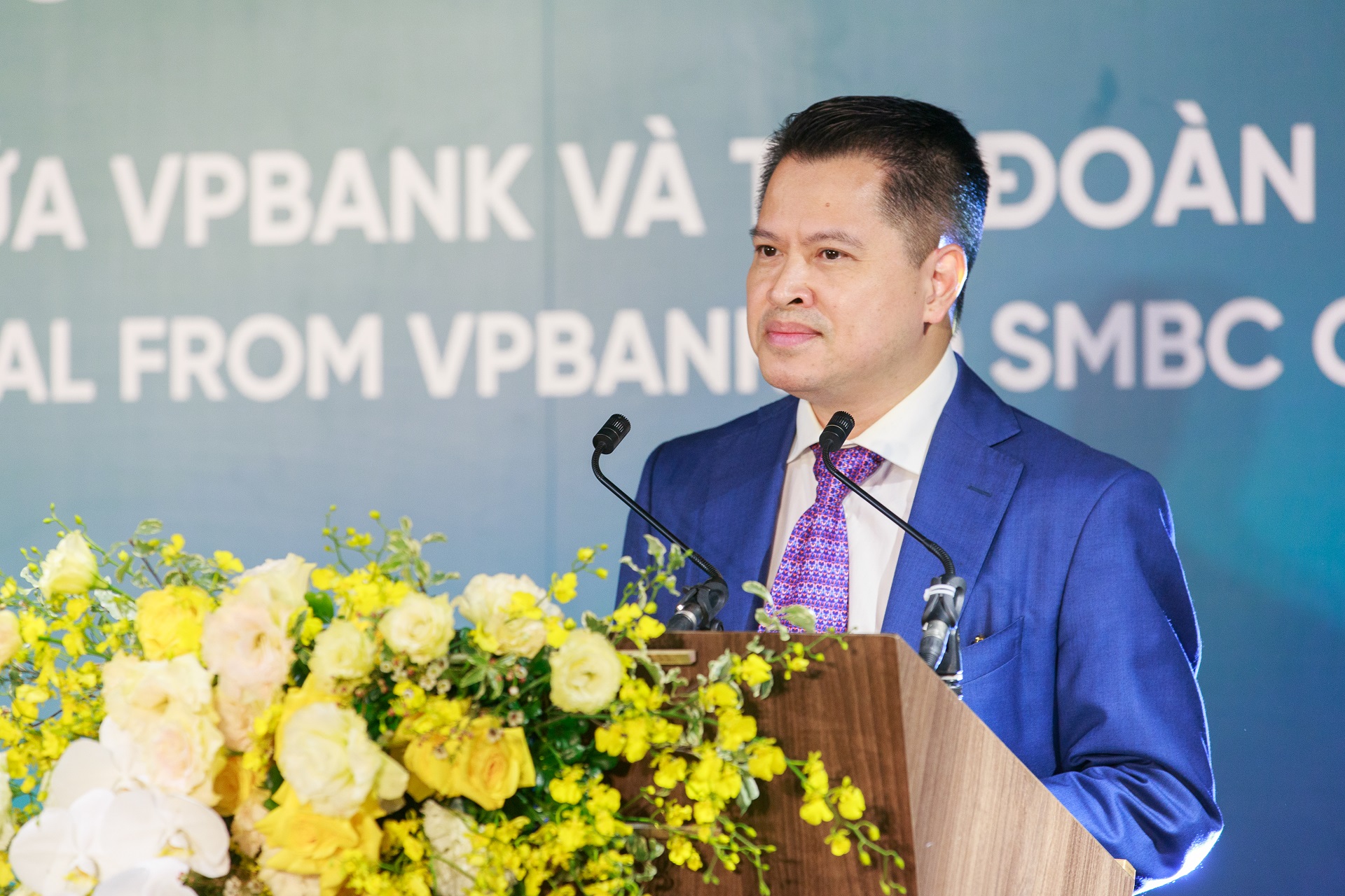 VPBank hoàn tất thỏa thuận bán 49% vốn điều lệ tại FE Credit cho SMBC Group