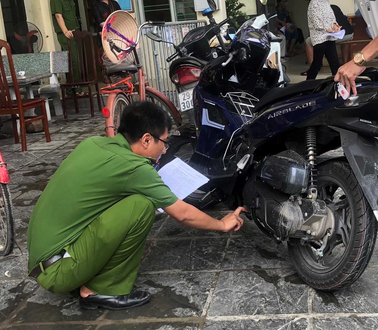 Hà Nội thực hiện cấp đăng ký xe mô tô, xe gắn máy ở cấp xã