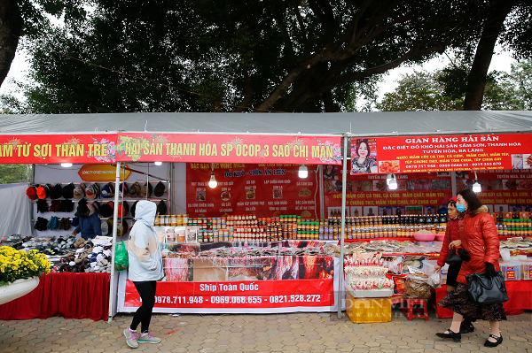 Hà Nội: Phát triển quầy bán hàng lưu động tại phố đi bộ Trần Nhân Tông