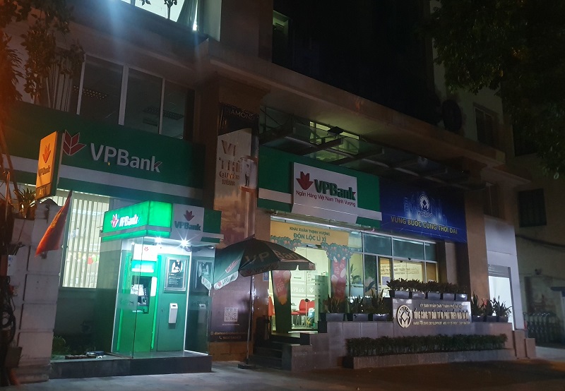 Quận Hoàn Kiếm: Xử phạt chi nhánh VPBank và Media Mart vi phạm quy định phòng, chống dịch Covid-19